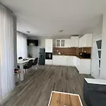 габи 1 Apartamento Burgas